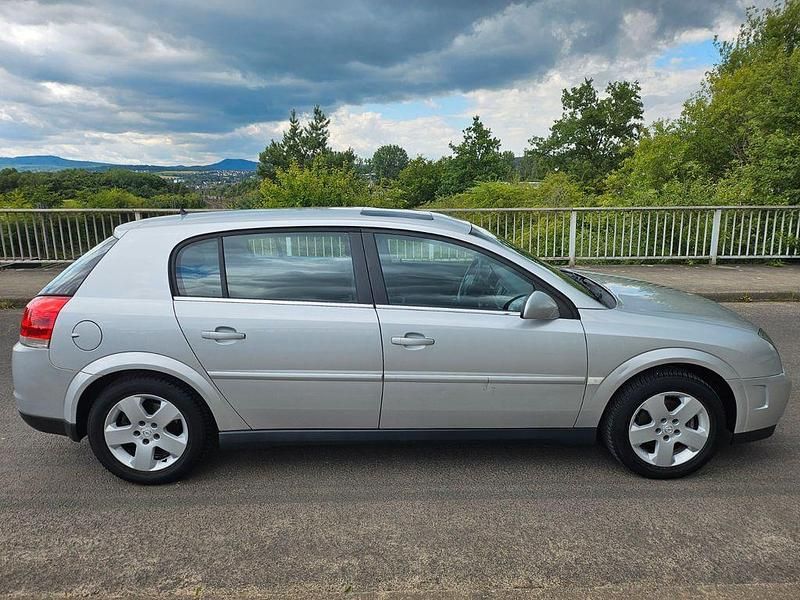 Gebraucht Opel Signum 155 PS (114 kW) 2004 Silber Kleinwagen