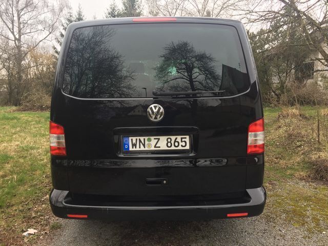 Gebraucht VW T5 102 PS (75 kW) 2009 Schwarz Van
