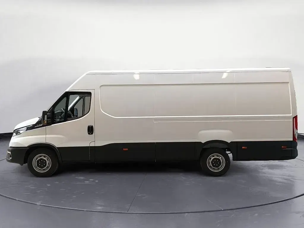 Neu Iveco Daily 177 PS (130 kW) 2026 Blanc Van