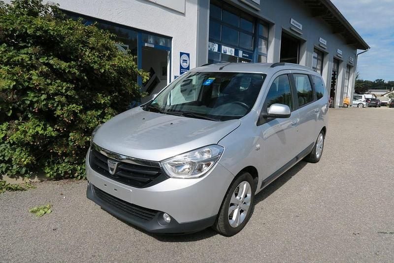 Grau Gebraucht 2016 Dacia Lodgy Prestige Van / Kleinbus | 6.400 € (Fairer Preis) - Bild 1/4