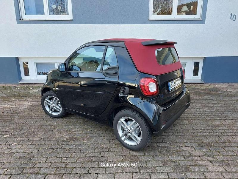 Gebraucht Smart ForTwo Electric Drive 60 kW (82 PS) 2023 Schwarz Cabrio