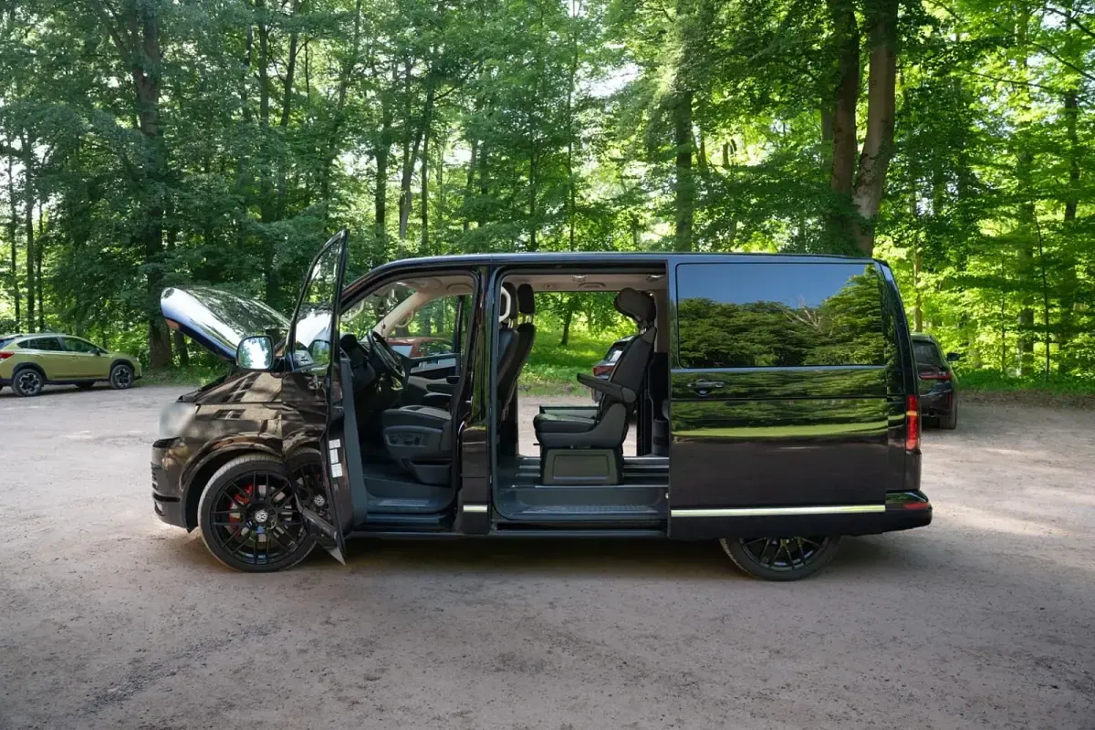 Gebraucht VW Multivan Highline 204 PS (150 kW) 2016 Schwarz Van / Kleinbus