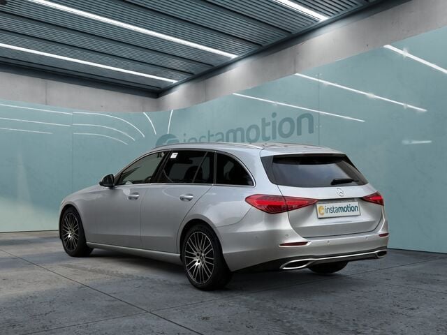 Gebraucht Mercedes C220 Advanced 197 PS (144 kW) 2024 Silber Van / Kleinbus