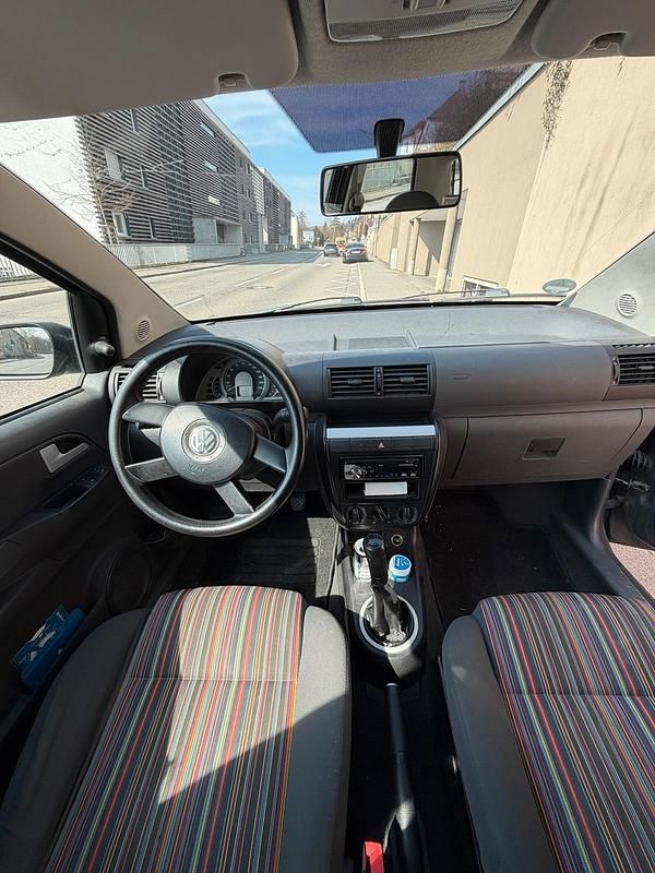 Gebraucht VW Fox 55 PS (40 kW) 2006 Grau Kleinwagen