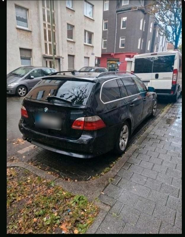 Gebraucht BMW 525 177 PS (130 kW) 2005 Schwarz Kombi