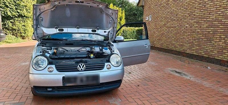 Grau Gebraucht 2002 VW Lupo Kleinwagen | 750 € (Superpreis) - Bild 1/4