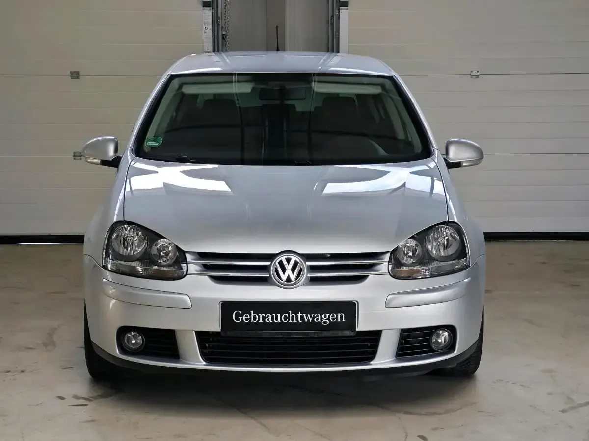 Gebraucht VW Golf VI 102 PS (75 kW) 2009 Silber Kleinwagen