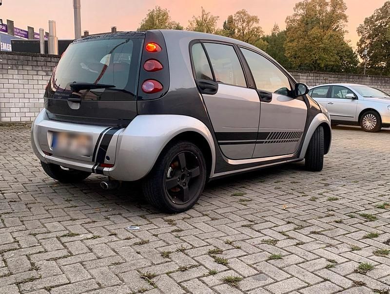 Andere farben Gebraucht 2004 Smart ForFour Kleinwagen | 1.100 € (Fairer Preis) - Bild 1/4