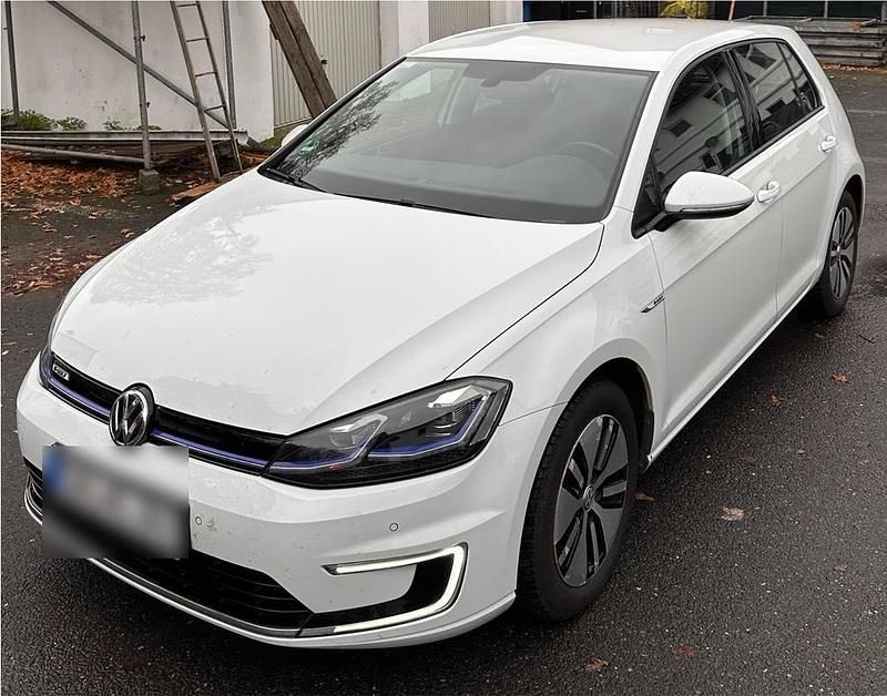 Weiß Gebraucht 2018 VW e-Golf Kleinwagen | 10.900 € (Superpreis) - Bild 1/4