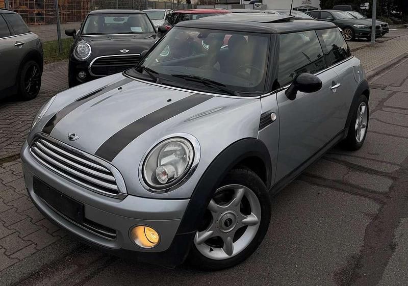 Pure silver metallic Gebraucht 2007 Mini ONE Kleinwagen | 5.850 € - Bild 1/4