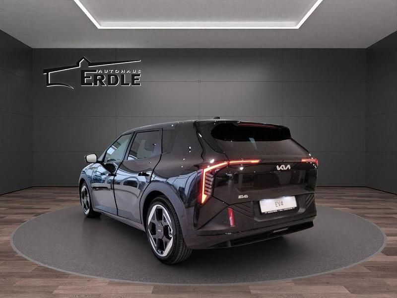 Neu Kia EV4 Earth 150 kW (204 PS) 2025 Schwarz Kleinwagen