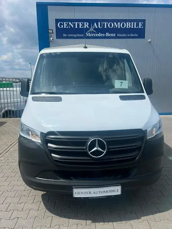 Gebraucht Mercedes Sprinter 163 PS (119 kW) 2022 9147 lackfarbe arktikweiß mb91 Van