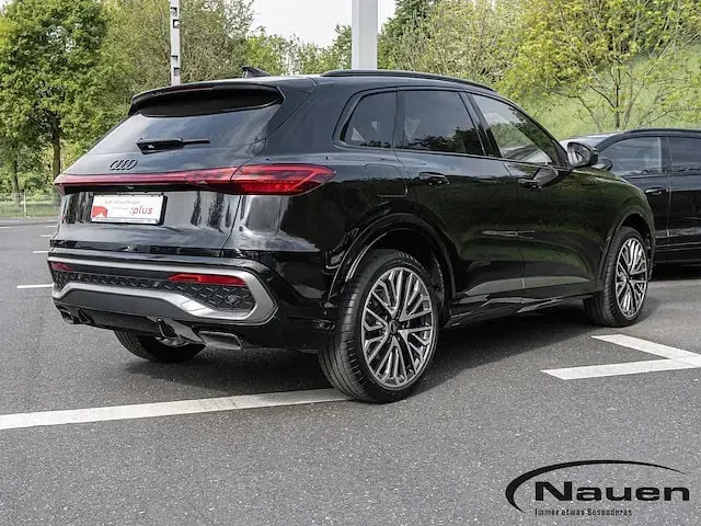 Gebraucht Audi Q5 Edition .1 204 PS (150 kW) 2025 Mythosschwarz metallic SUV