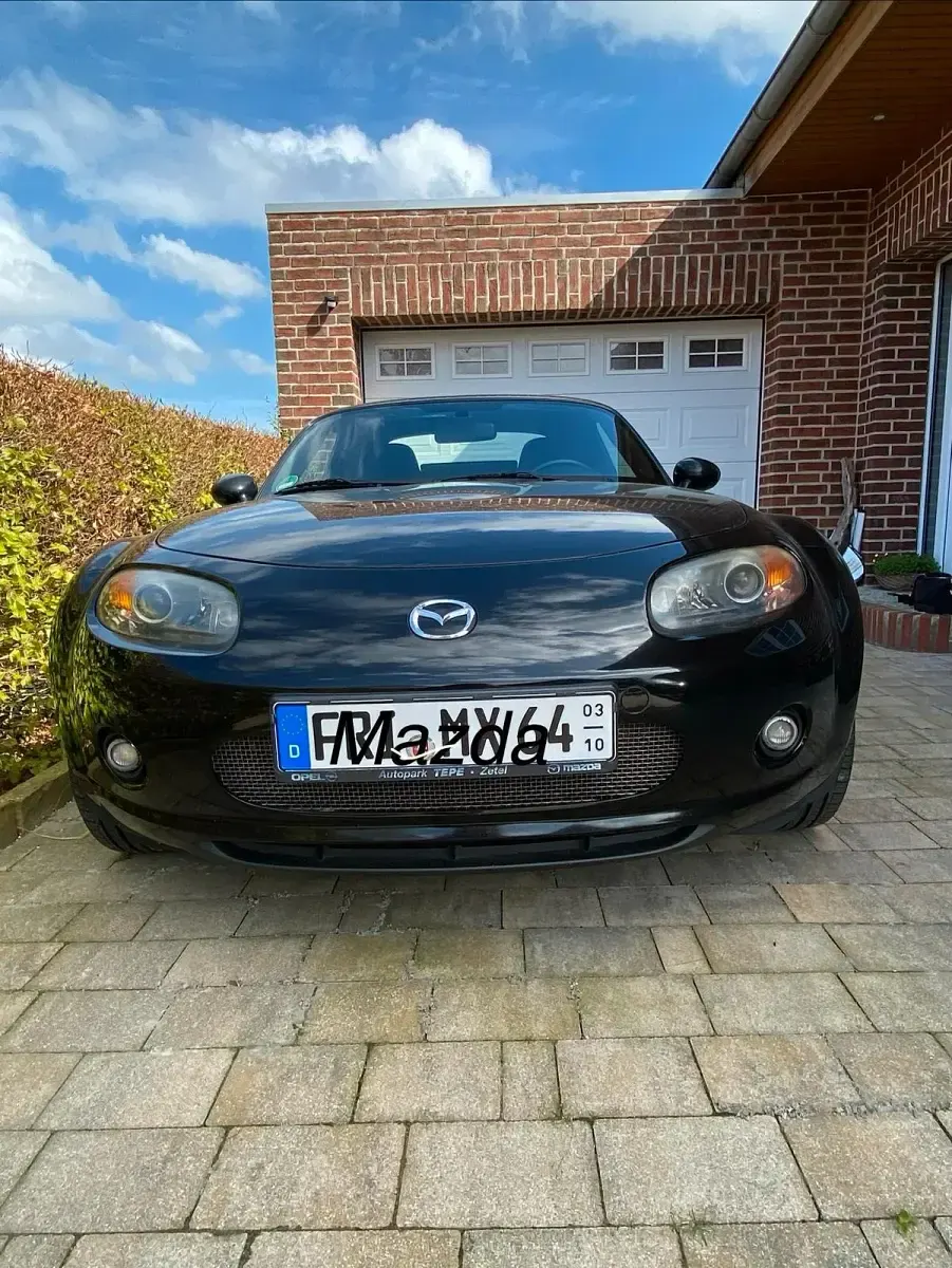 Gebraucht Mazda MX5 126 PS (92 kW) 2007 Schwarz Cabrio
