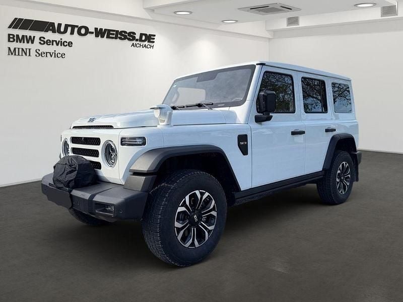 Gebraucht BAW 212 166 PS (122 kW) 2026 SUV