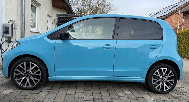 Gebraucht VW e-up! Style 61 kW (83 PS) 2021 Blau Kleinwagen