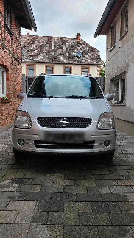 Gebraucht Opel Agila 75 PS (55 kW) 2001 Silber Van / Kleinbus