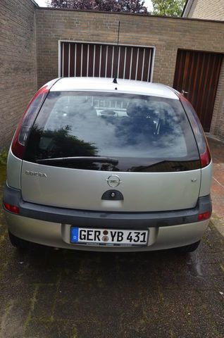 Gebraucht Opel Corsa 75 PS (55 kW) 2003 Silber Kleinwagen