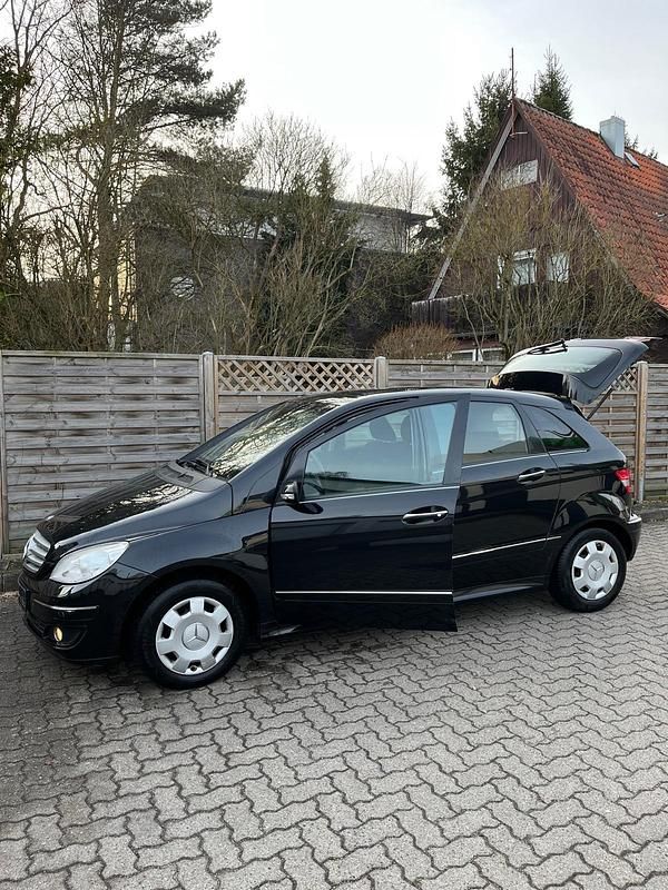 Gebraucht Mercedes B170 116 PS (85 kW) 2006 Schwarz Van / Kleinbus