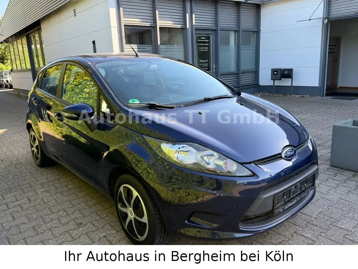 Gebraucht Ford Fiesta Cool & Sound Edition 82 PS (60 kW) 2012 Blau Limousine