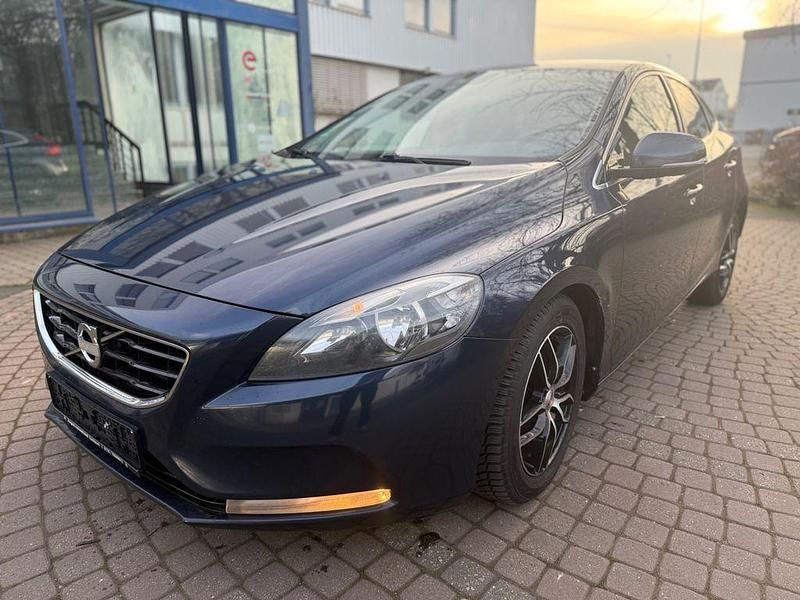 Gebraucht Volvo V40 114 PS (83 kW) 2015 Blau Kombi