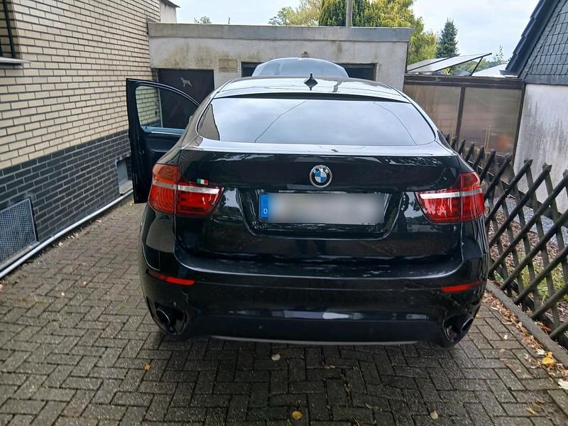 Schwarz Gebraucht 2013 BMW X6 SUV | 22.500 € (Etwas zu teuer) - Bild 1/4