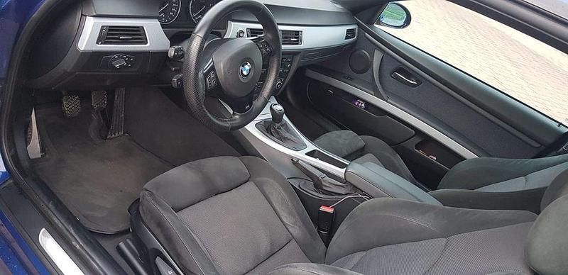 Gebraucht BMW 320 170 PS (125 kW) 2008 Blau Coupé