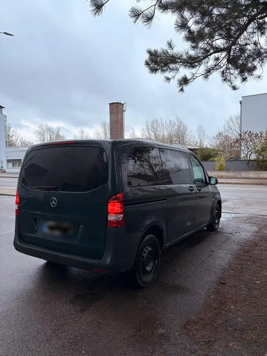 Gebraucht Mercedes Vito 114 PS (83 kW) 2015 Grün Van