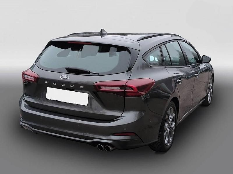 Usata Ford Focus ST-Line 155 CV (114 kW) 2024 Grigio Station wagon