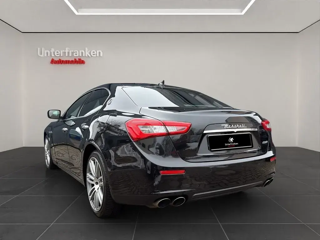 Gebraucht Maserati Ghibli 330 PS (242 kW) 2016 Schwarz Limousine