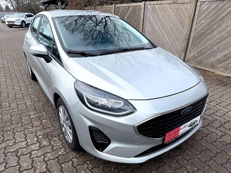 Gebraucht Ford Fiesta Cool & Connect 101 PS (74 kW) 2023 Silber Kleinwagen
