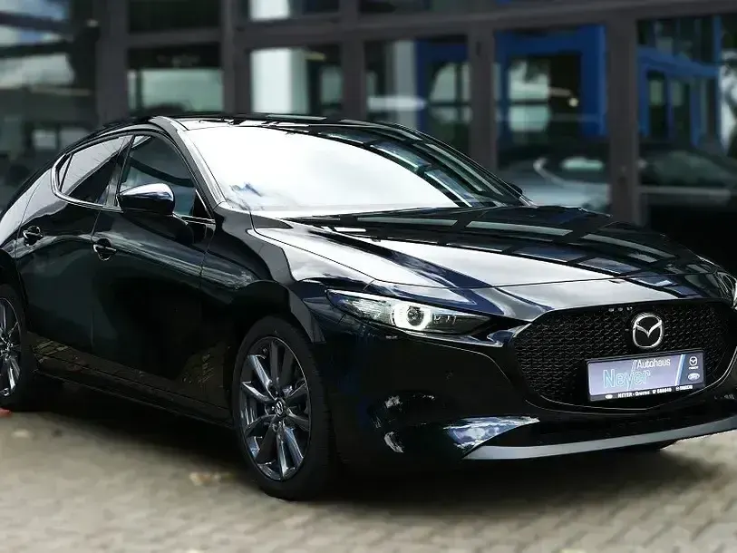 Neu Mazda 3 Center-Line 140 PS (102 kW) 2025 Jet black Limousine