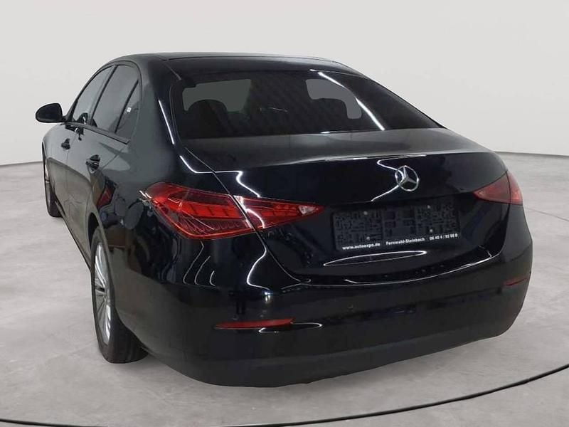 Gebraucht Mercedes C200 163 PS (119 kW) 2022 Schwarz Limousine