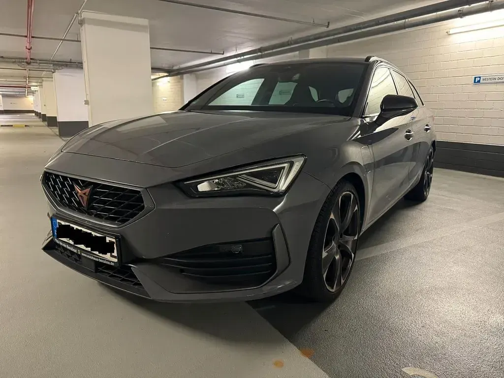 Gebraucht Cupra Leon VZ 150 PS (110 kW) 2021 Grau Limousine