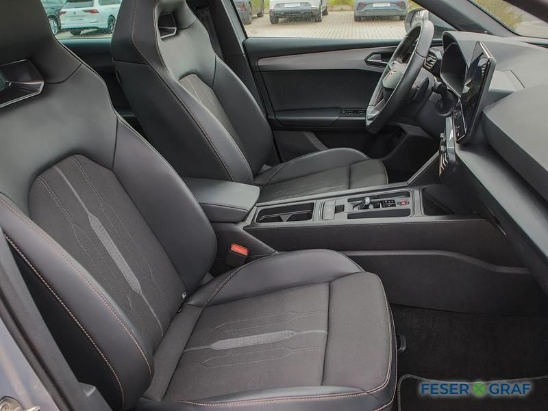 Gebraucht Cupra Leon VZ 245 PS (180 kW) 2023 Silber Limousine