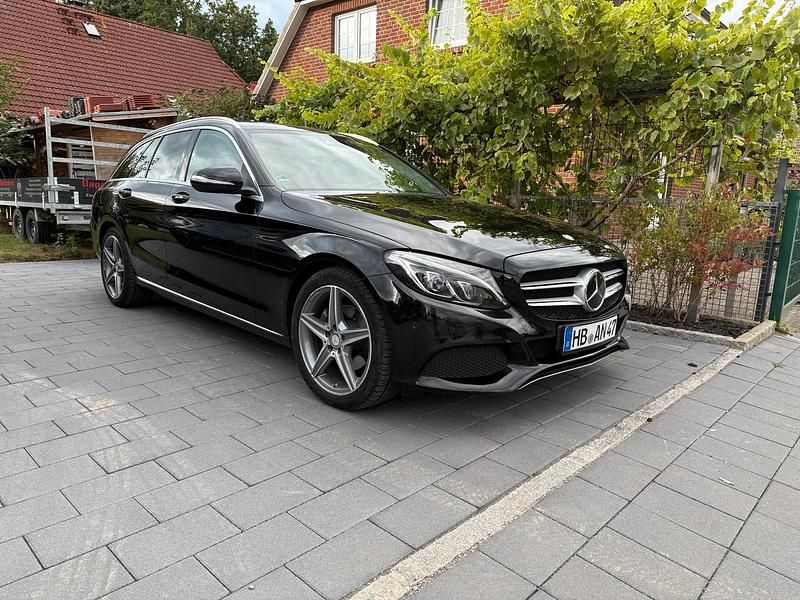 Schwarz Gebraucht 2014 Mercedes C220 Kombi | 13.490 € (Fairer Preis) - Bild 1/4