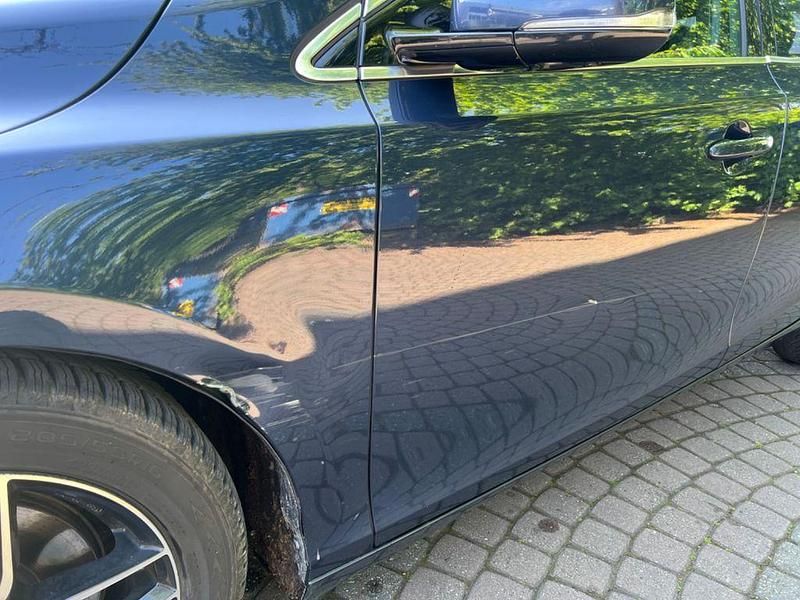Gebraucht Volvo V40 114 PS (83 kW) 2015 Blau Kombi