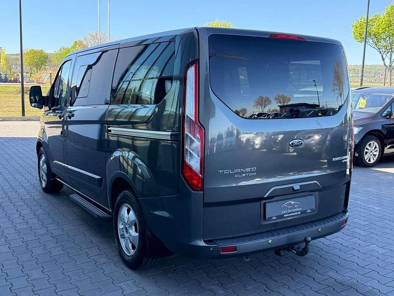 Gebraucht Ford Tourneo Business Edition 170 PS (125 kW) 2018 Grau Van / Kleinbus