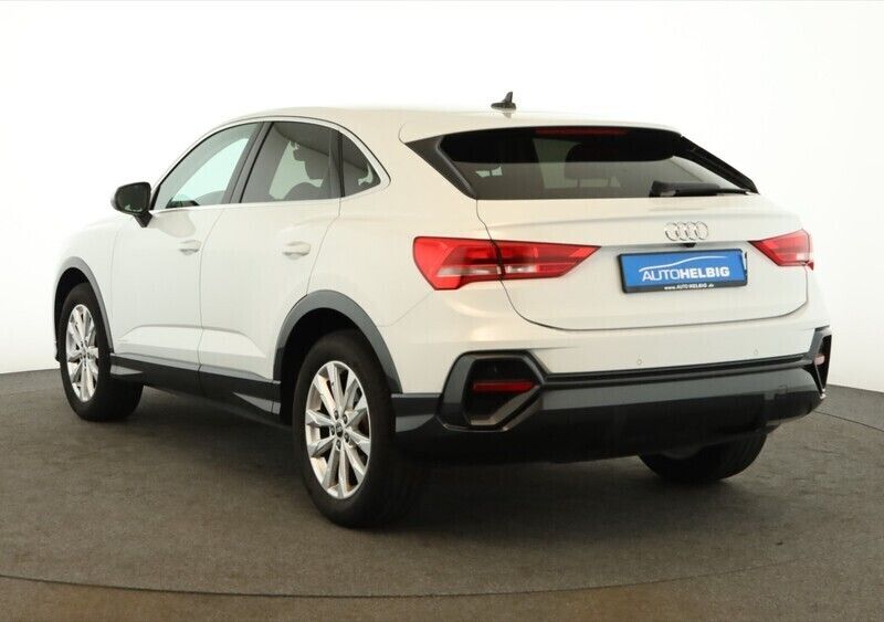 Gebraucht Audi Q3 Sportback 150 PS (110 kW) 2022 Gletscherweiß metallic SUV