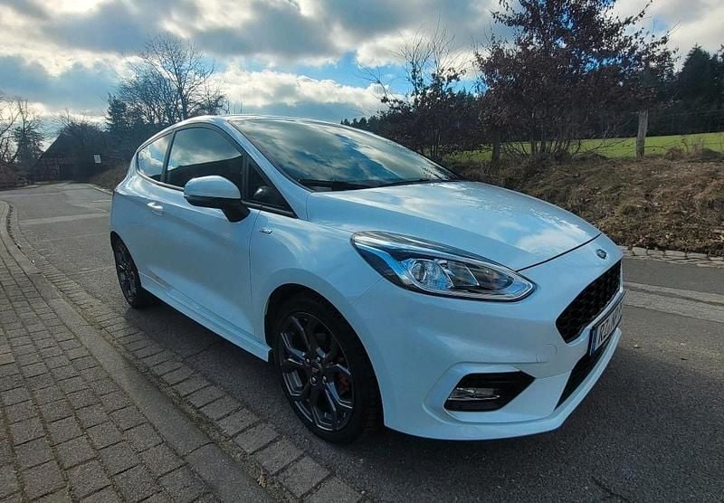 Weiß Gebraucht 2019 Ford Fiesta ST-Line Kleinwagen | 14.000 € (Guter Preis) - Bild 1/4