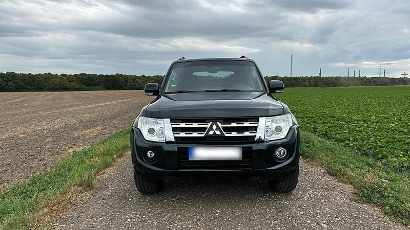 Gebraucht Mitsubishi Pajero 200 PS (147 kW) 2012 Grün SUV