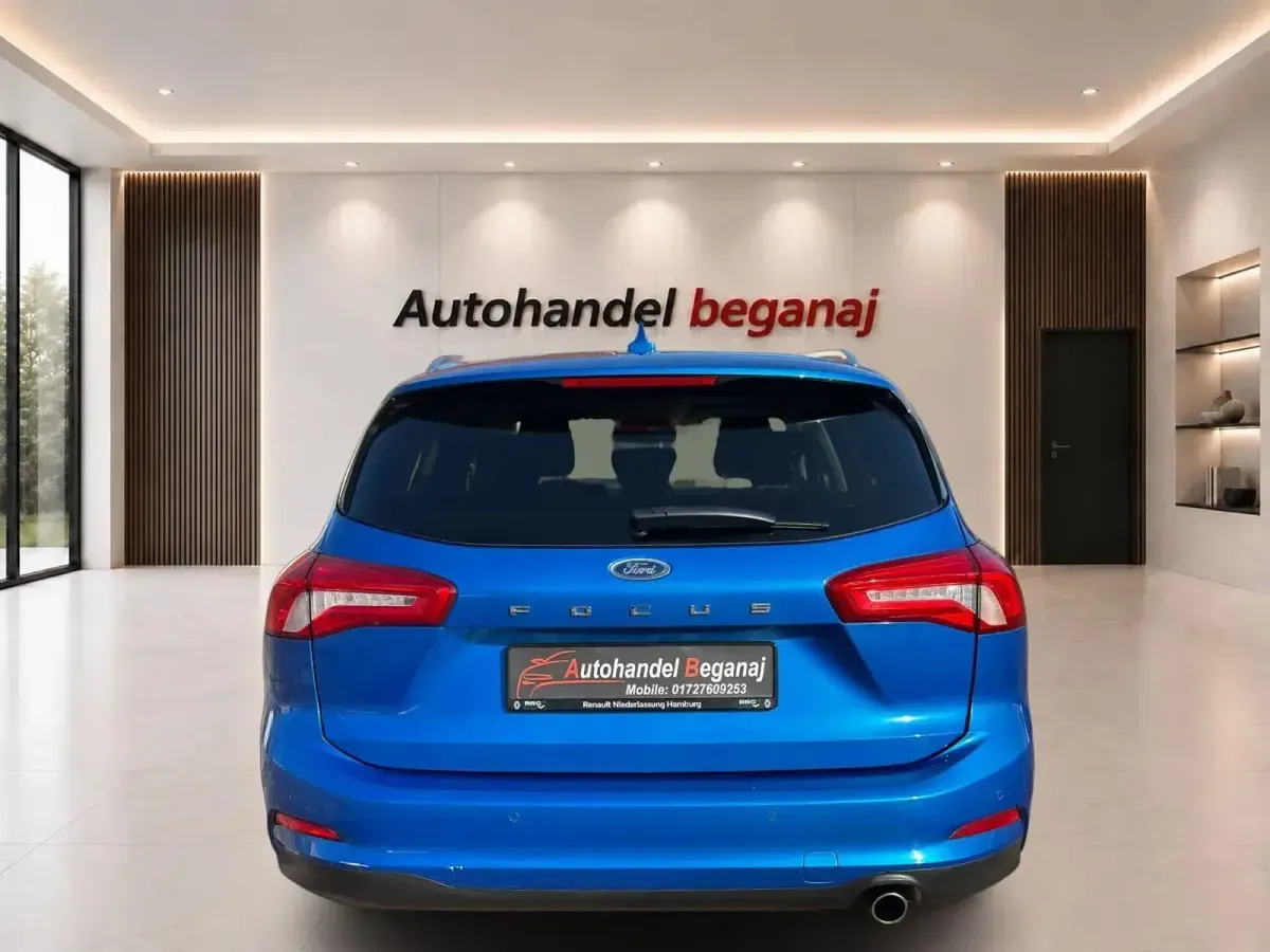 Gebraucht Ford Focus Cool & Connect 120 PS (88 kW) 2020 Blau Kombi