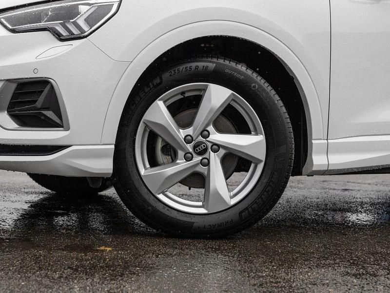 Gebraucht Audi Q3 Sport 150 PS (110 kW) 2024 Weiß SUV