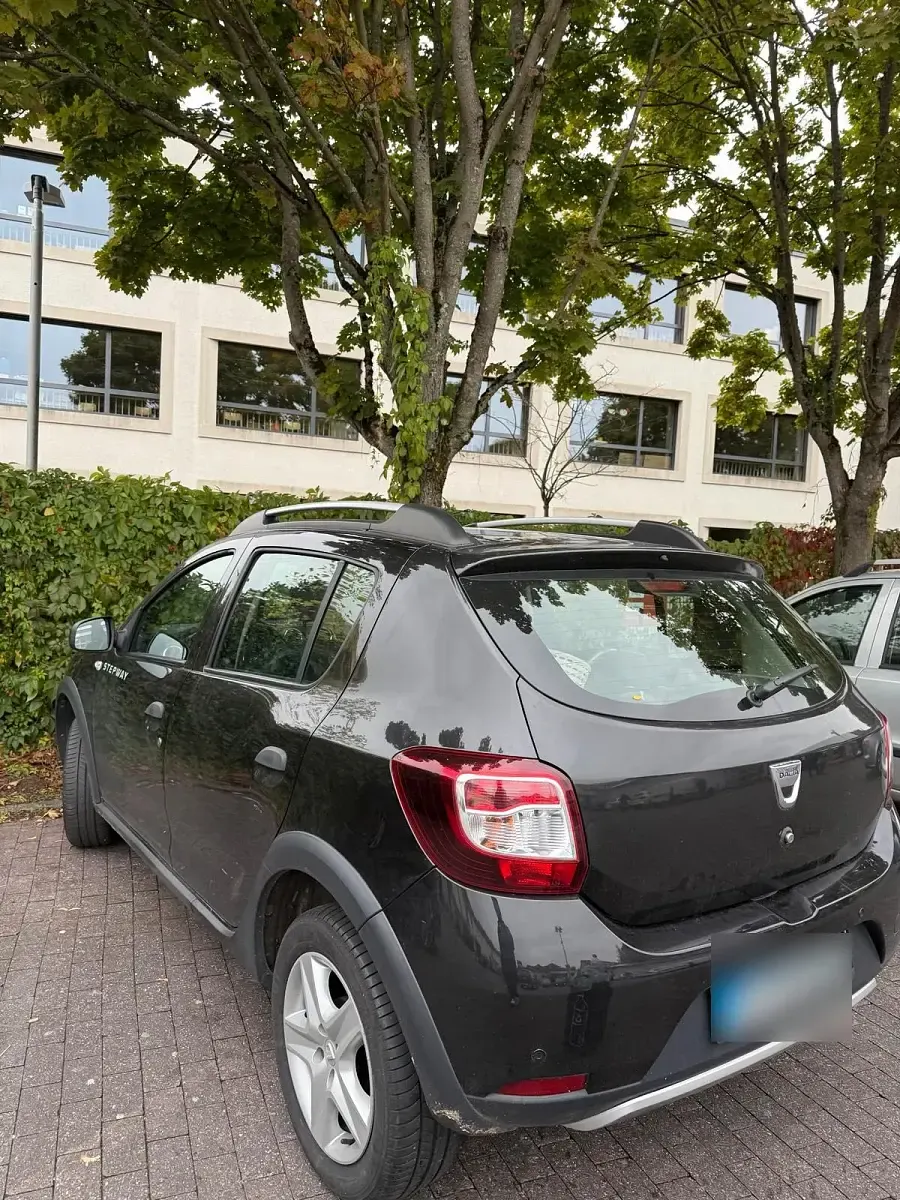 Gebraucht Dacia Sandero Stepway 95 PS (69 kW) 2013 Grau SUV