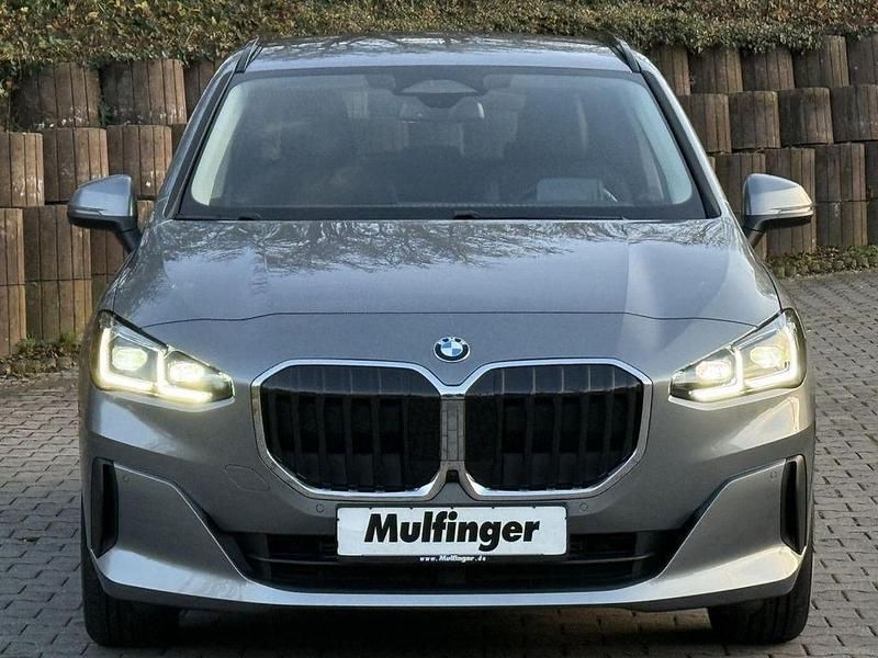 Neu BMW 223 Active Tourer 204 PS (150 kW) 2025 Grau Van / Kleinbus