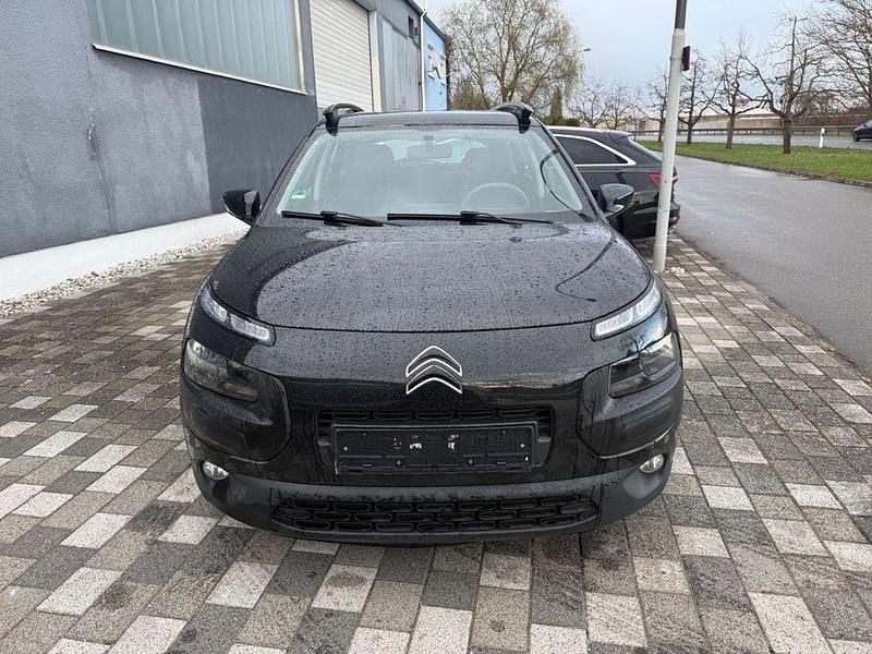 Gebraucht Citroën C4 Feel 82 PS (60 kW) 2017 Schwarz Limousine