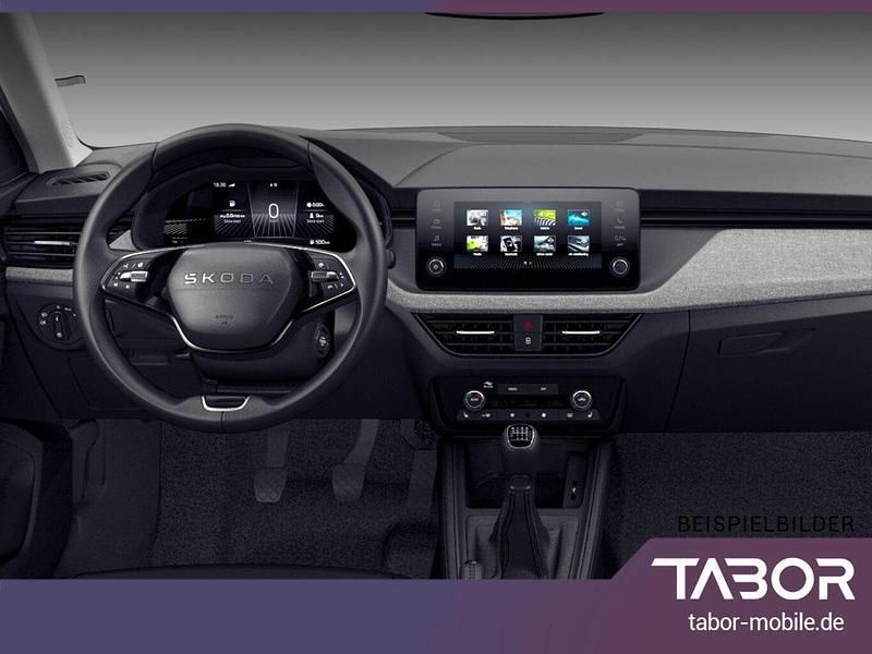 Gebraucht Skoda Scala Selection 116 PS (85 kW) 2024 Energy blau Kleinwagen