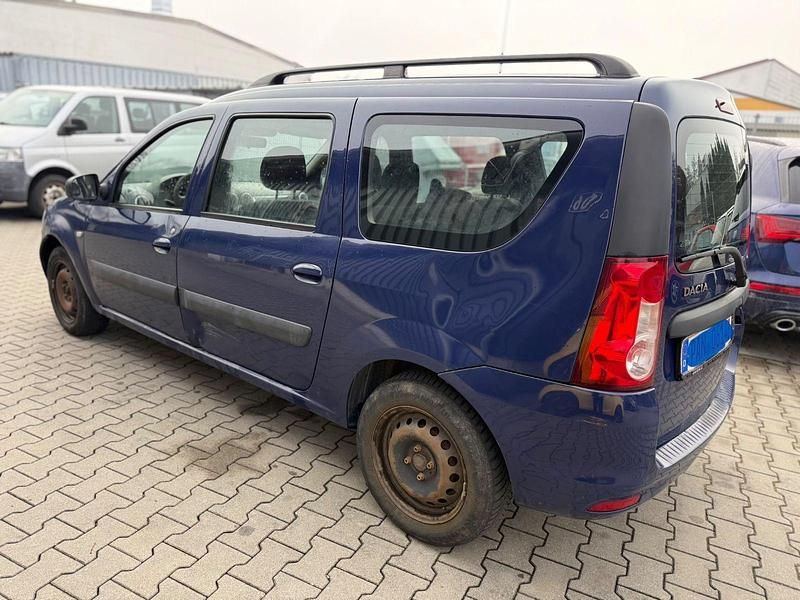 Gebraucht Dacia Logan MCV Lauréate 105 PS (77 kW) 2010 Blau Kombi