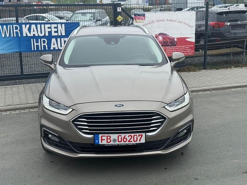 Gebraucht Ford Mondeo Titanium 190 PS (139 kW) 2020 Gold Limousine