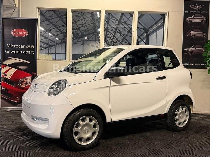Weiß Gebraucht 2020 Aixam Microcar Sport Kleinwagen | 10.950 € (Fairer Preis) - Bild 1/4